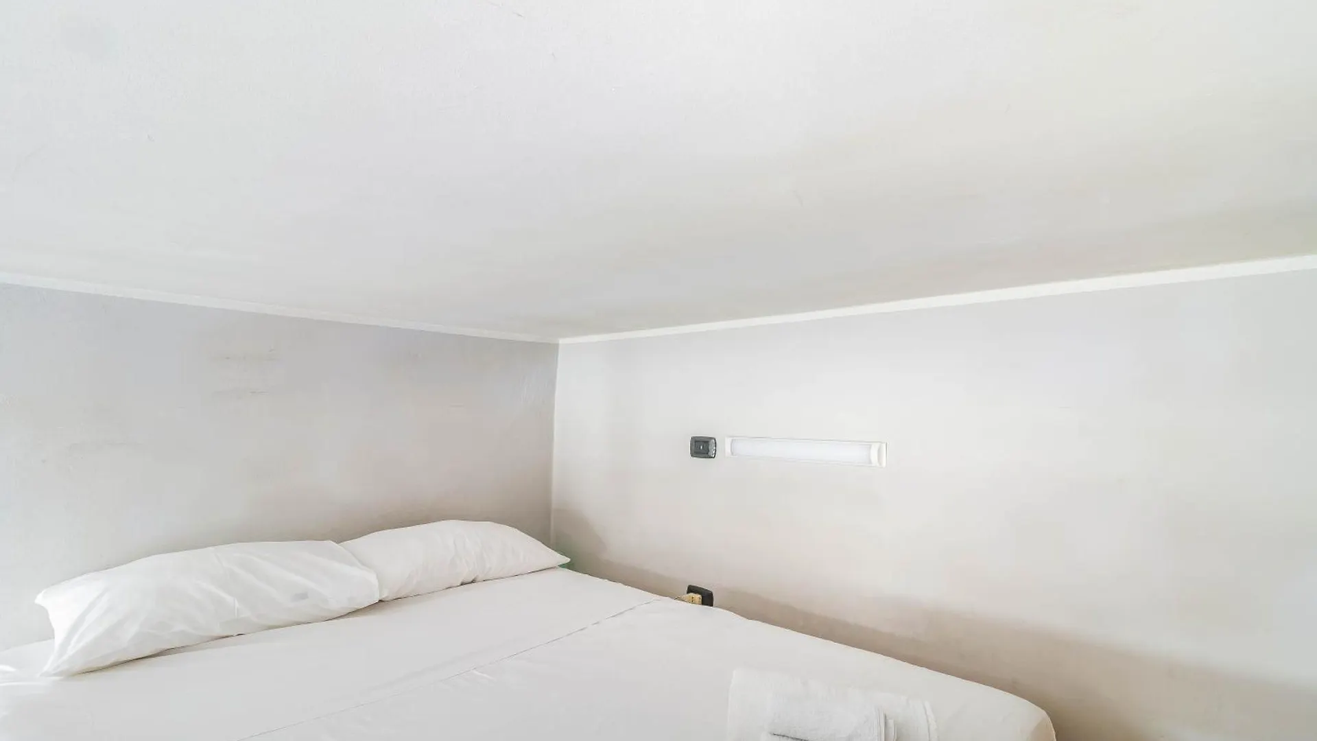 Apartment Domusmi Leoncavallo-43 Milan Italy