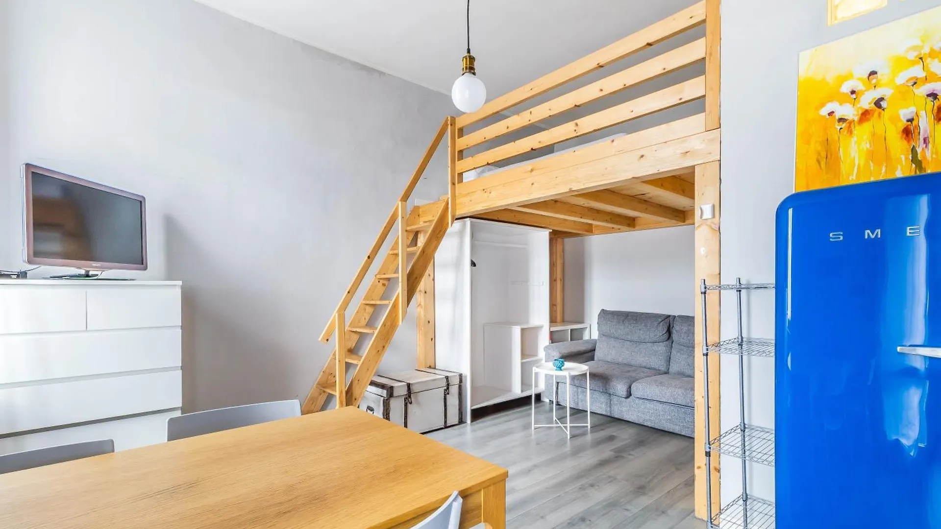 Domusmi Leoncavallo-43 Milan Apartment